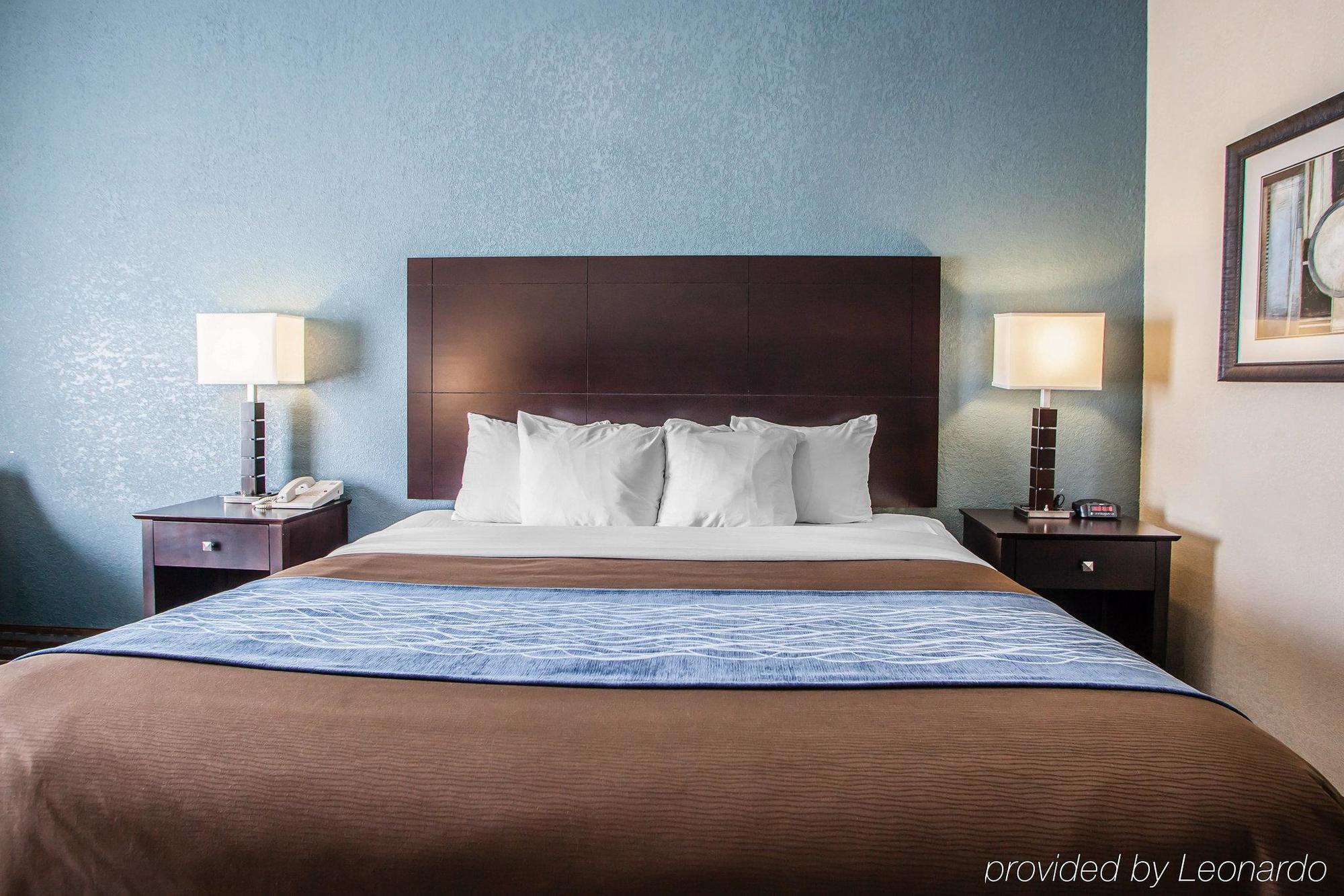 ซูเปอร์ 8 บาย วินด์แฮม ลีส์ ซัมมิต Motel ลีสซัมมิท ภายนอก รูปภาพ